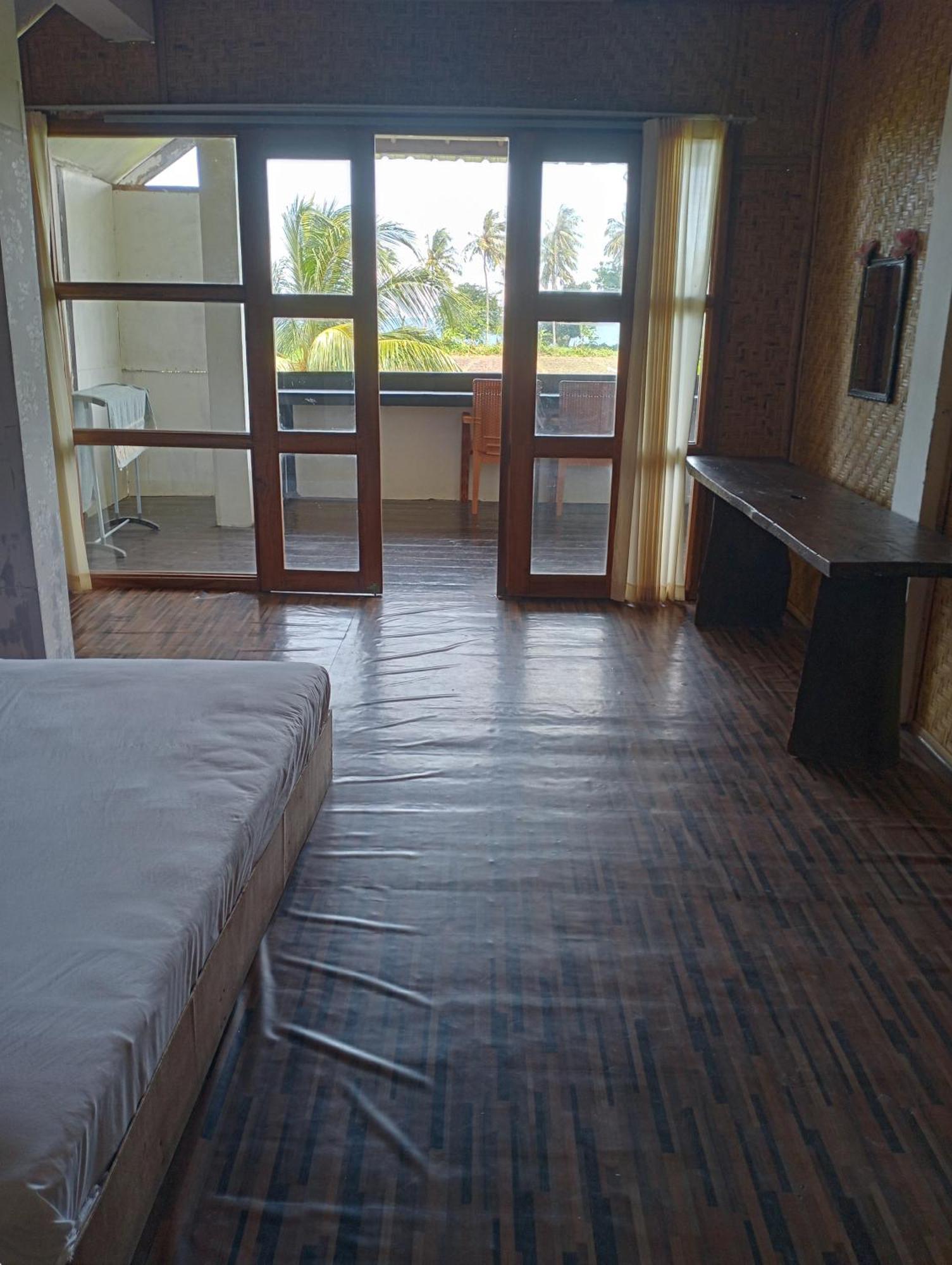 The Daun Puntik Homestay Pemenang Exterior foto